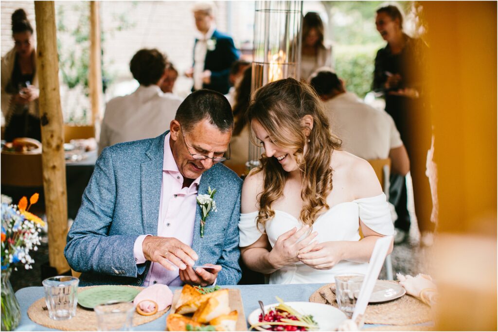 Trouwen in het koloniekerkje in Wilhelminaoord